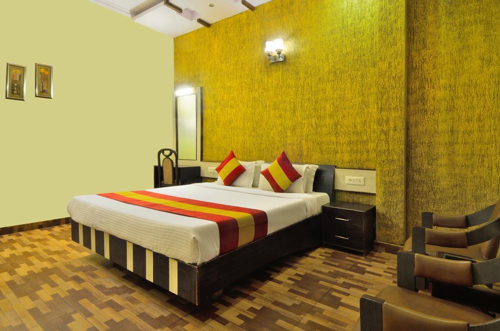 Hotel Roopa International Amritsar Exterior foto